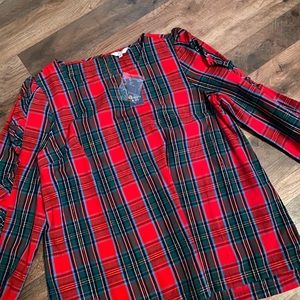 Crown & Ivy Women’s Top